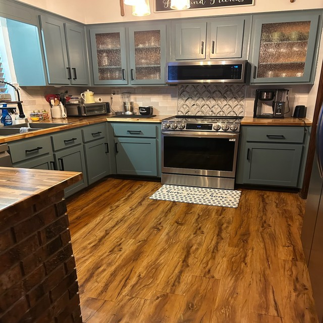 Cabinet Interior Cleaning photo
