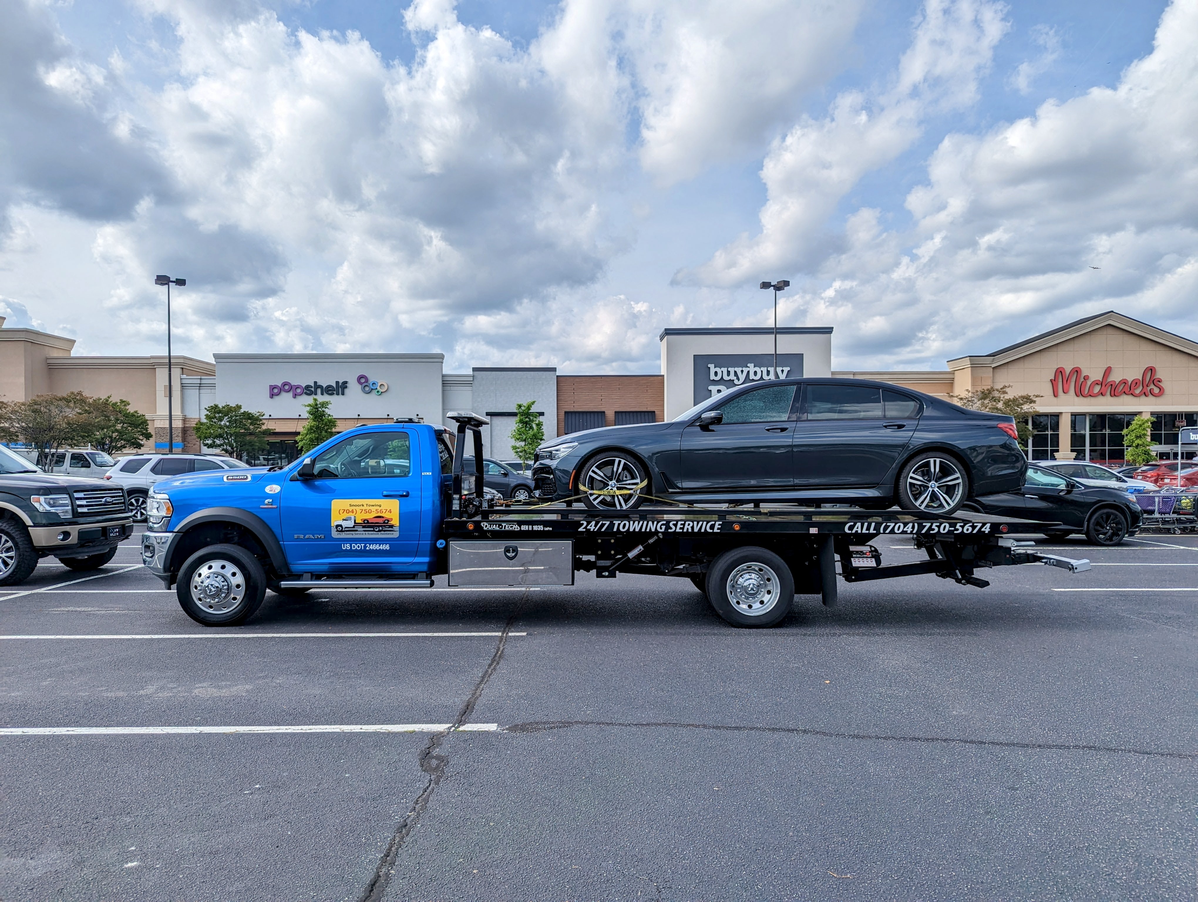 Careful Motorcycle Towing Assistance photo 3