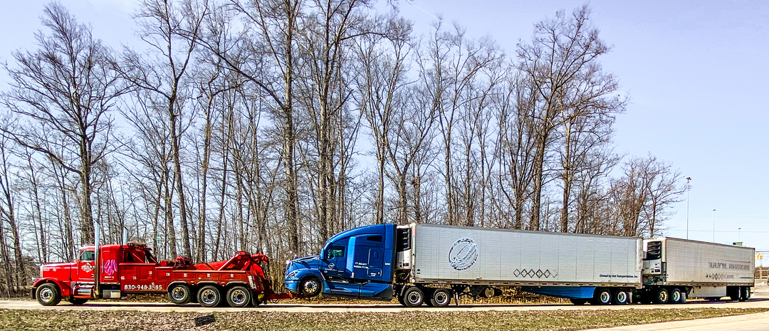 Heavy-Duty Towing for Semi Trucks